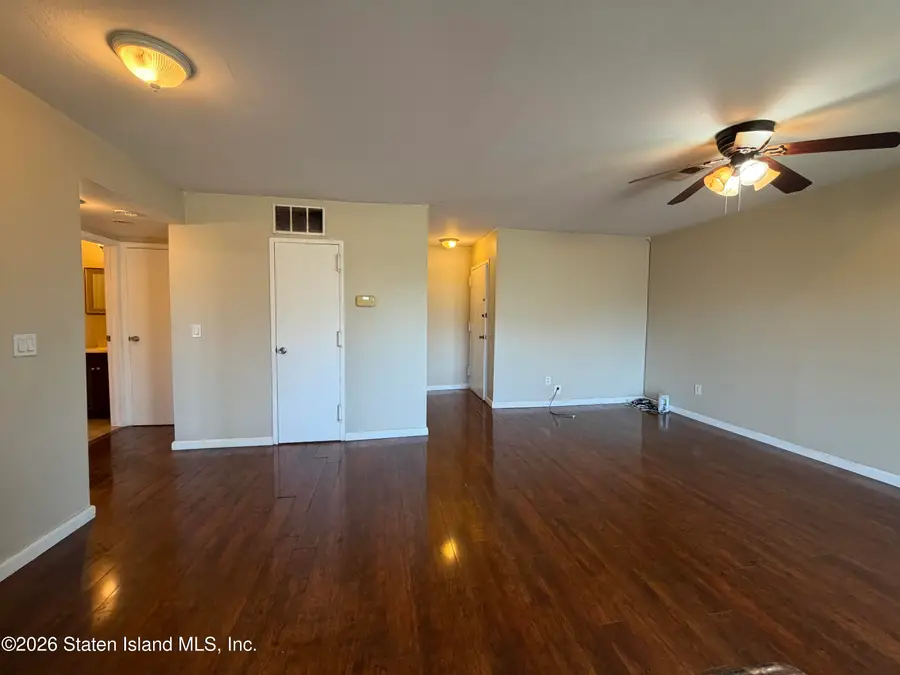 85 Elmwood Park Drive #23, Staten Island, NY 10314 - #3