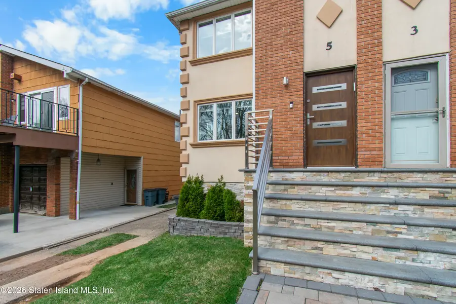 5 Walcott Avenue, Staten Island, NY 10314 - #3