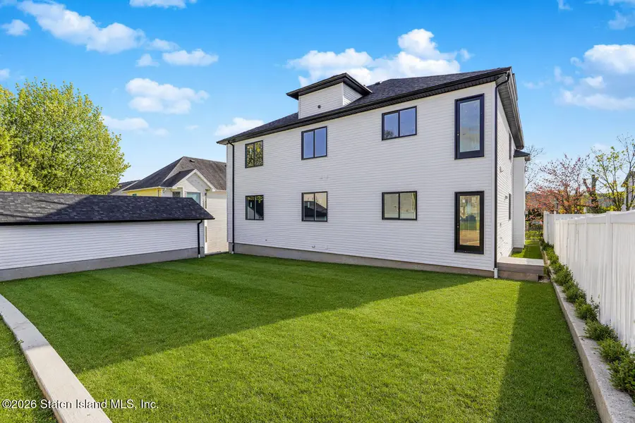 425 Philip Avenue, Staten Island, NY 10312 - #3