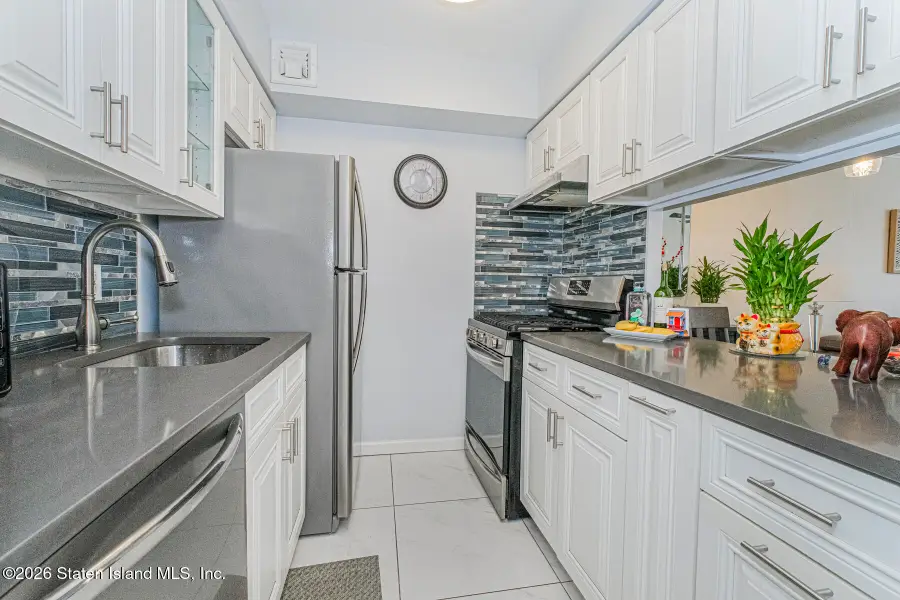 2 Elmwood Park Drive #219, Staten Island, NY 10314 - #2
