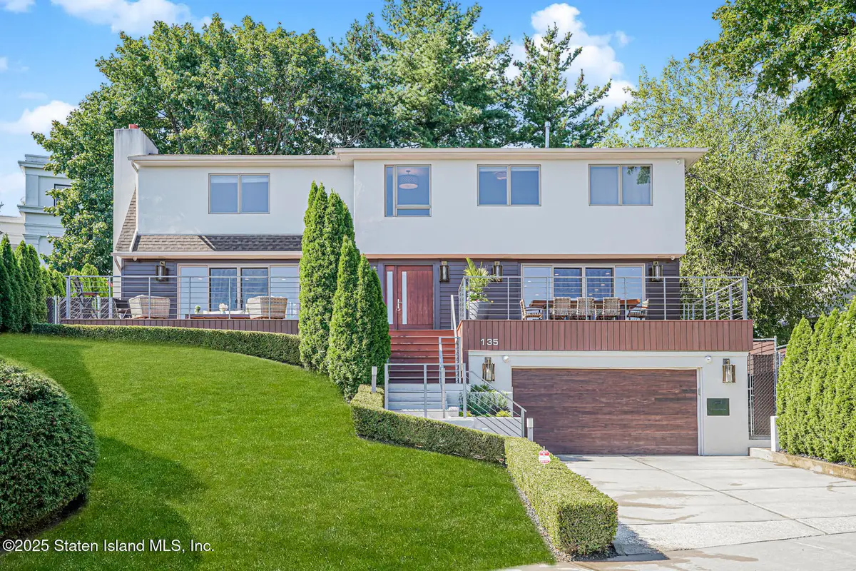 135 Nixon Avenue, Staten Island, NY 10304 - #1