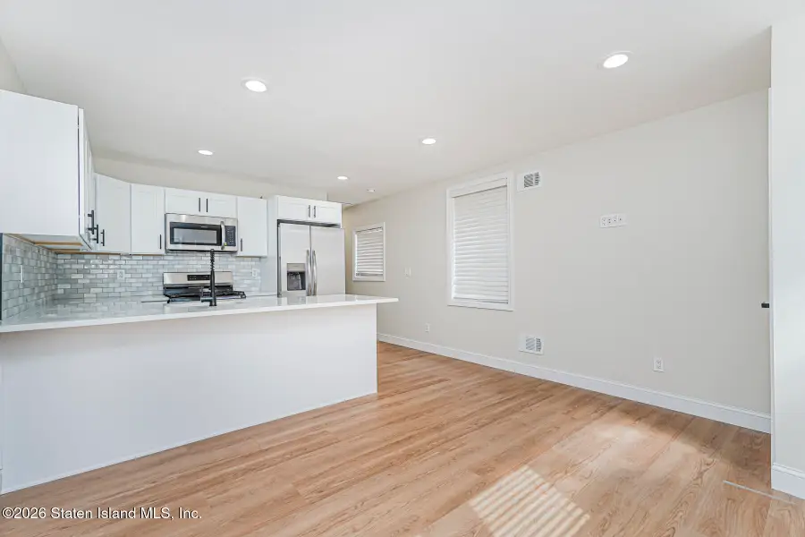 35 Milbank Road, Staten Island, NY 10306 - #3