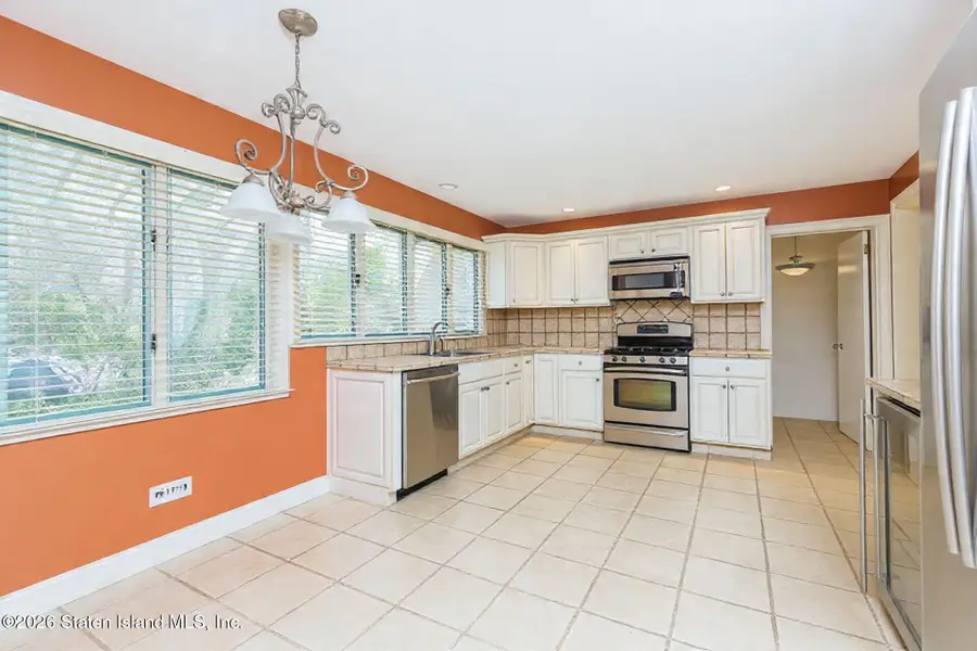 18 Emerson Avenue, Staten Island, NY 10301 - #2