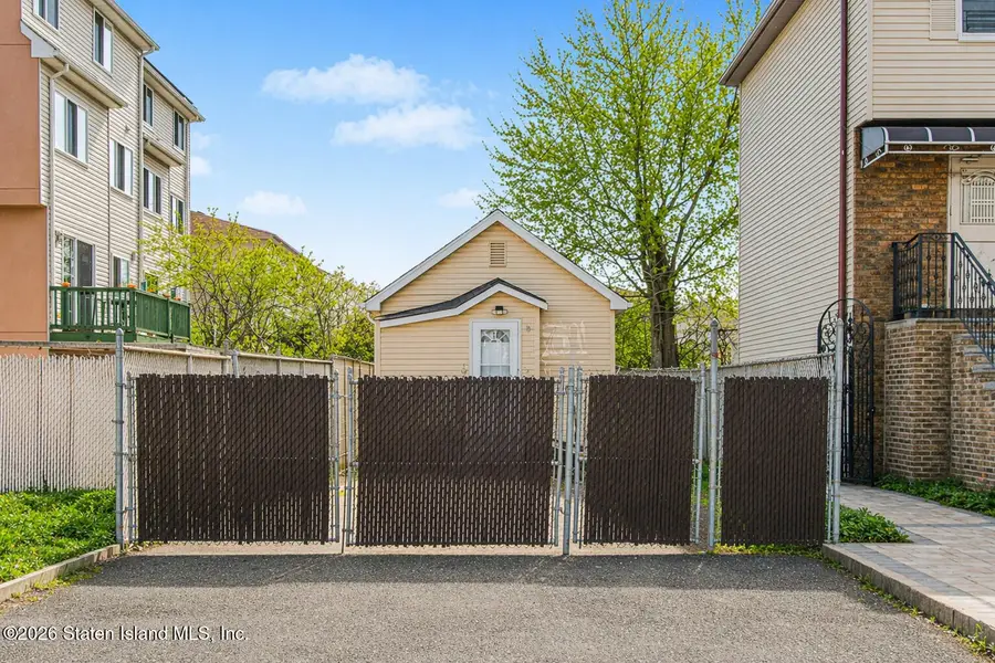306 Adams Avenue, Staten Island, NY 10306 - #3