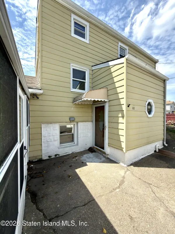 32 Linda Avenue, Staten Island, NY 10305