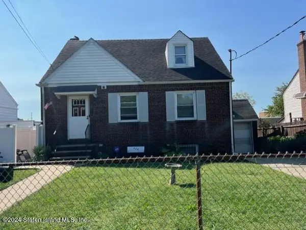 424 Netherland Avenue, Staten Island, NY 10303
