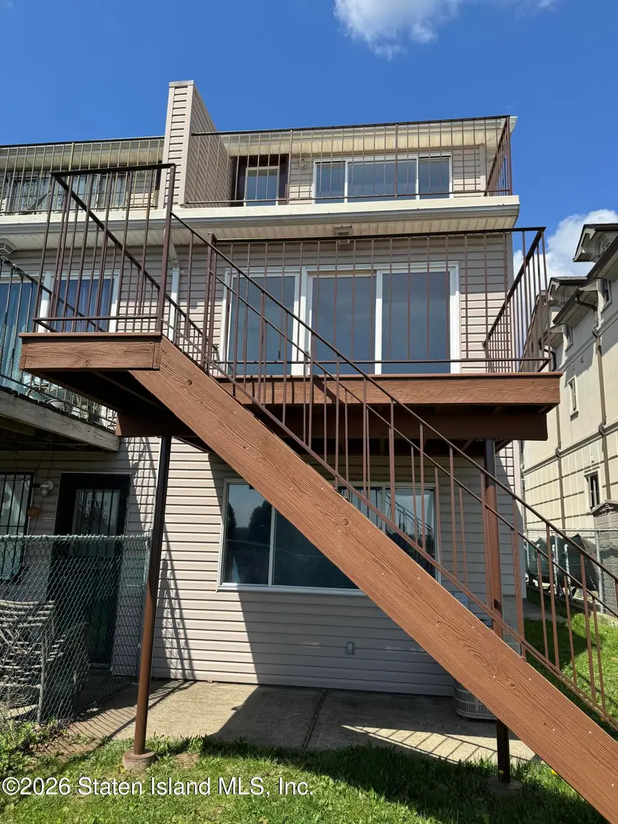 71 Starbuck Street, Staten Island, NY 10304 - #2
