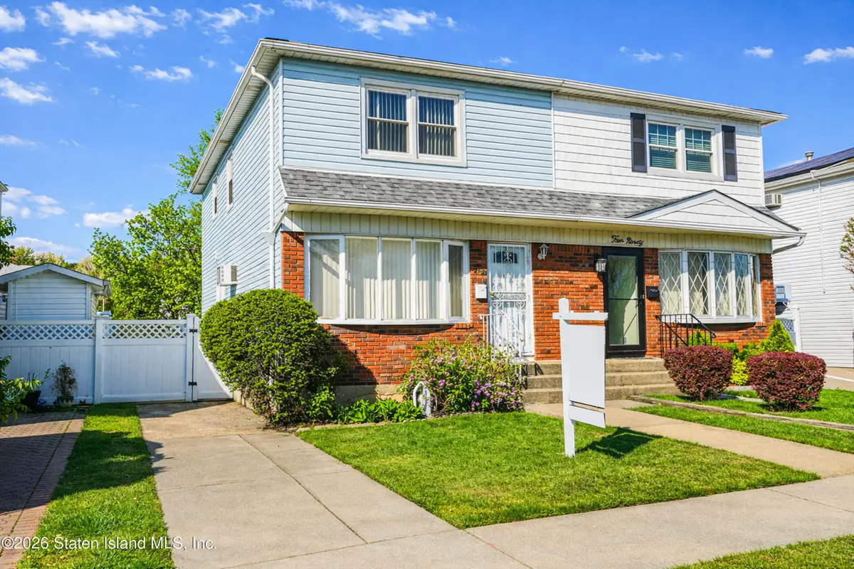 488 Winchester Avenue, Staten Island, NY 10312 - #1