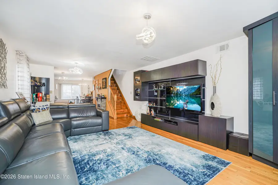 35 Bentley Lane, Staten Island, NY 10307 - #3