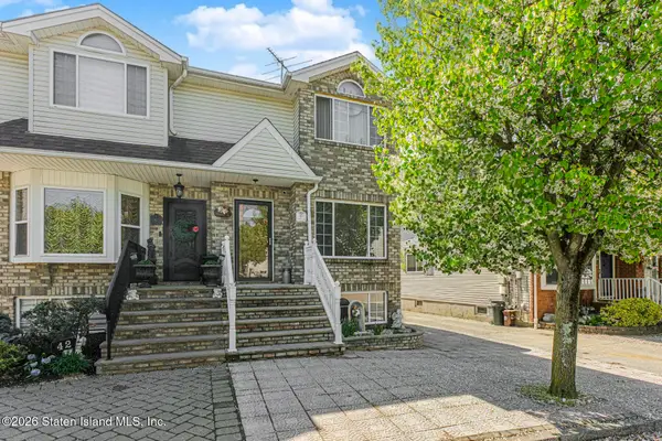 40 Seguine Loop, Staten Island, NY 10309