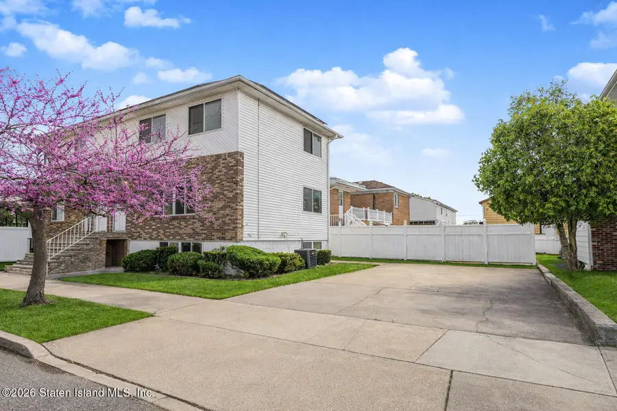 514 Riga Street, Staten Island, NY 10306 - #2