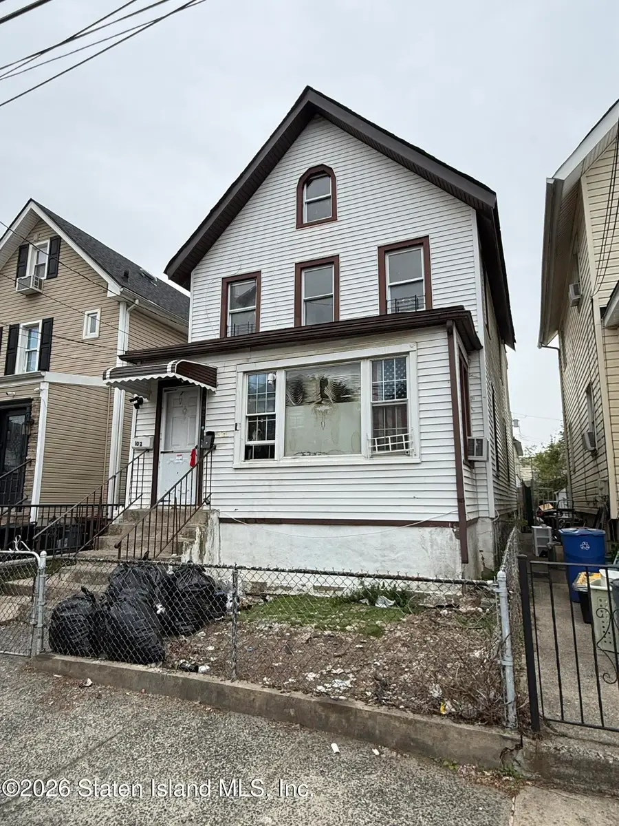 102 Maple Avenue, Staten Island, NY 10302 - #2