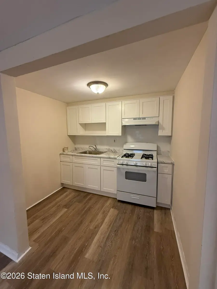 102 Maple Avenue, Staten Island, NY 10302 - #3