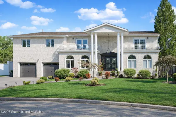 35 Amaron Lane, Staten Island, NY 10307