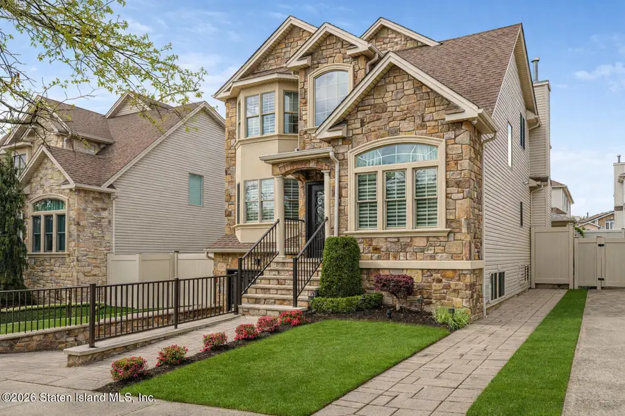 86 W Castor Place, Staten Island, NY 10312 - #3