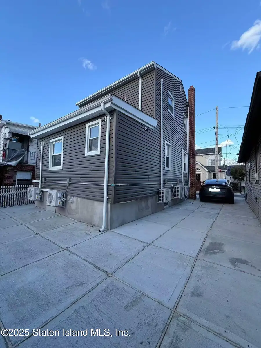 30 Seafoam Street, Staten Island, NY 10306 - #3