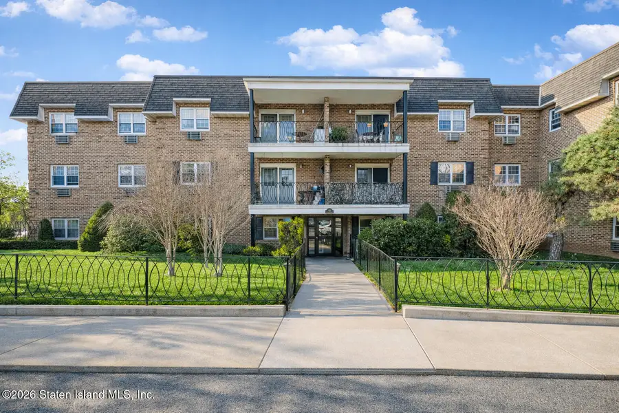 410 Maryland Avenue #3c, Staten Island, NY 10305 - #2