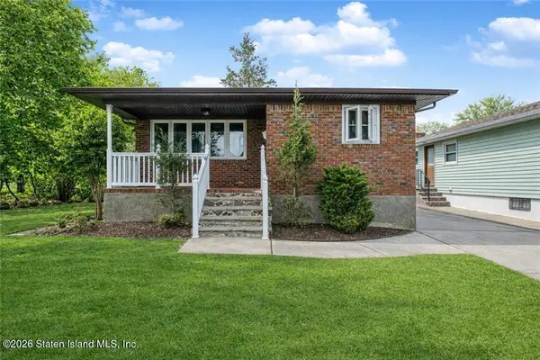 274 Evergreen Avenue, Staten Island, NY 10305