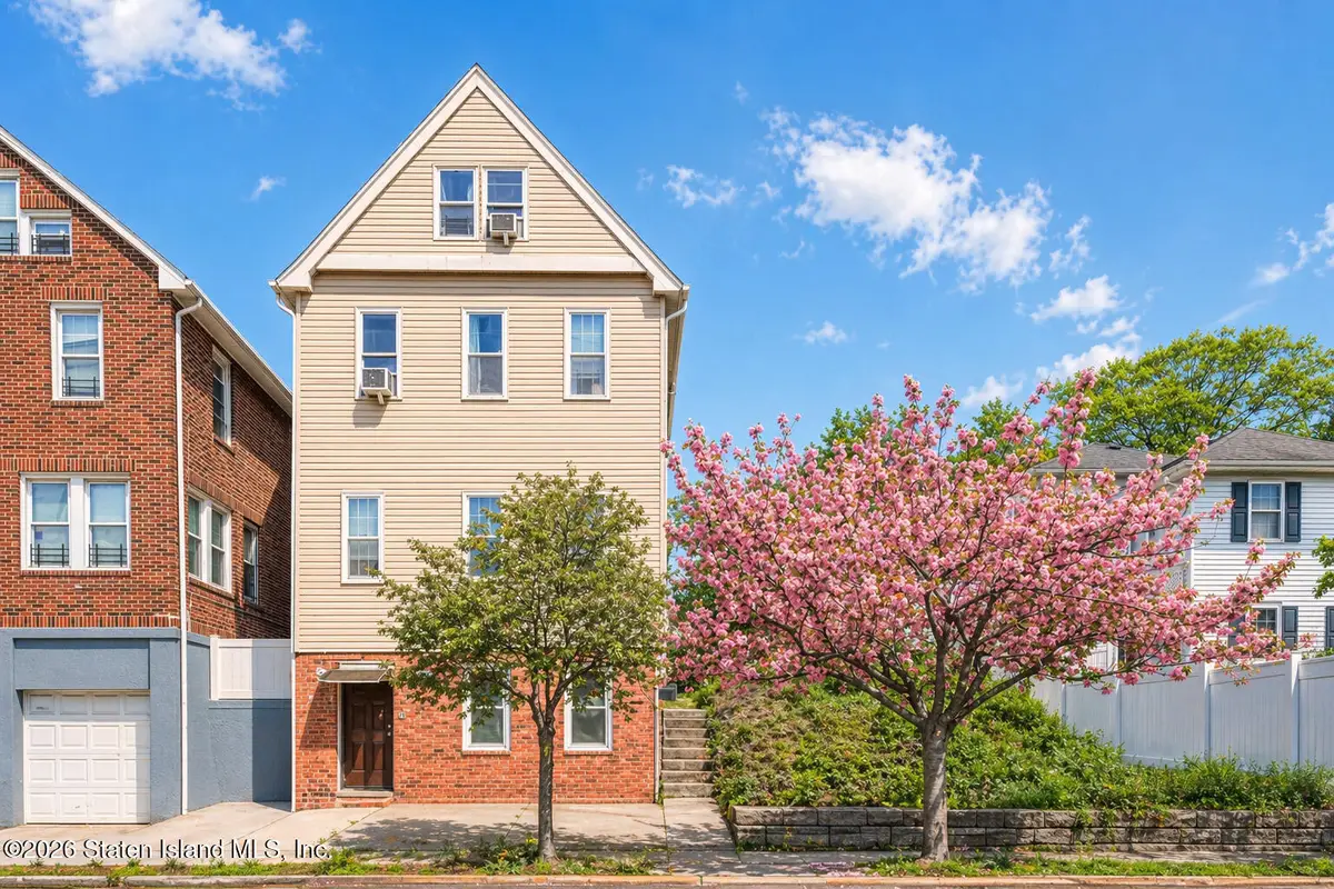 601 Richmond Road, Staten Island, NY 10304 - #1