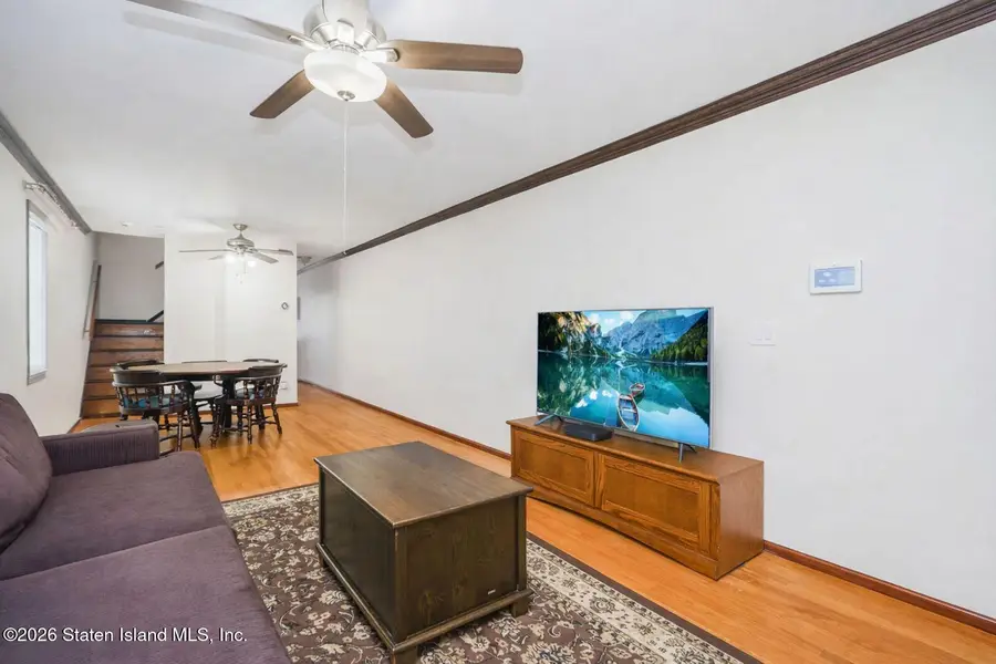 20 Derby Court, Staten Island, NY 10302 - #3