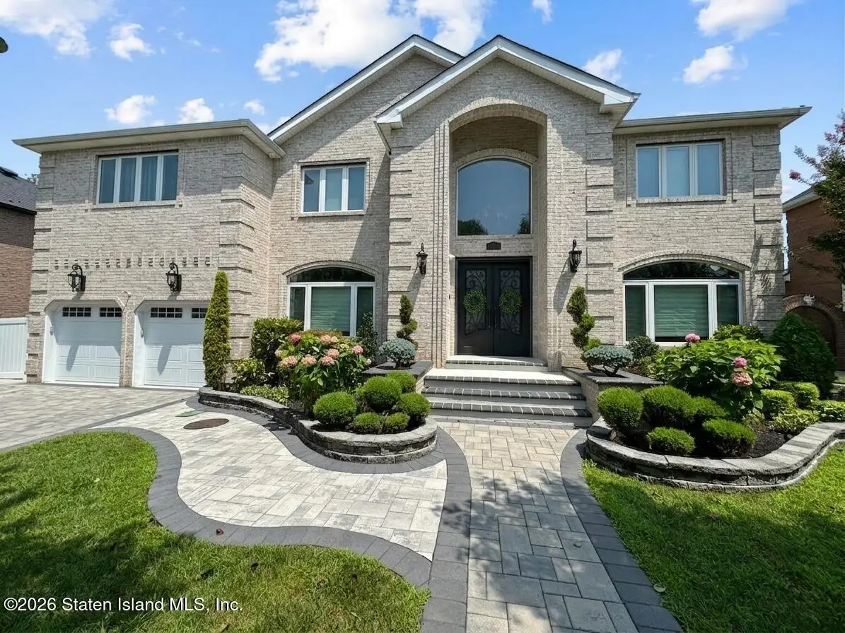 25 Carolyn Court, Staten Island, NY 10309 - #1