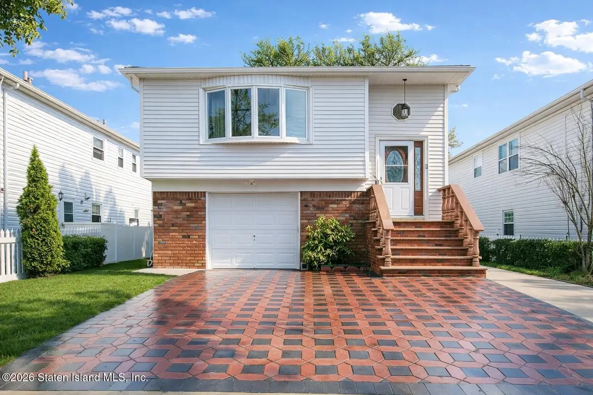 697 Woolley Avenue, Staten Island, NY 10314 - #1