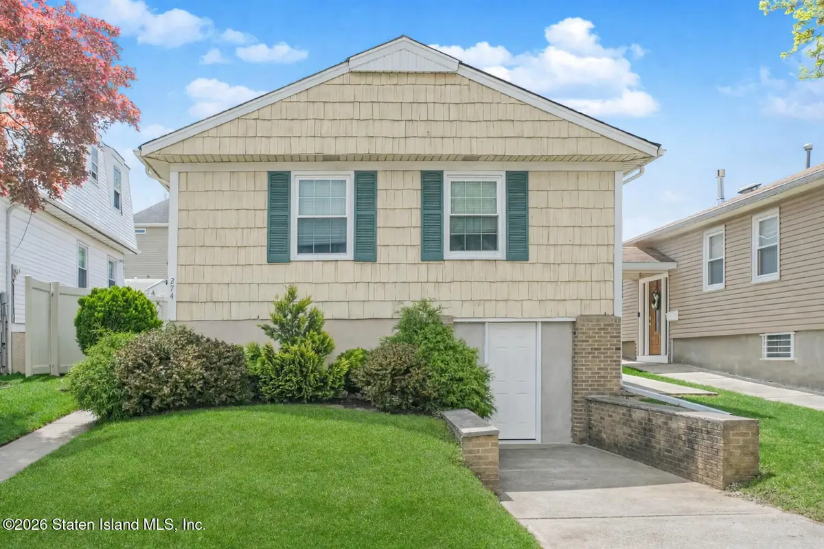274 Ramapo Avenue, Staten Island, NY 10309 - #1