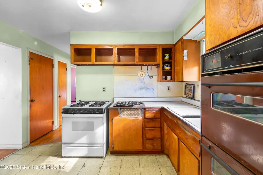 237 Mann Avenue, Staten Island, NY 10314 - #3