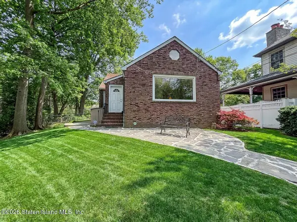 125 Sea Gate Road, Staten Island, NY 10305