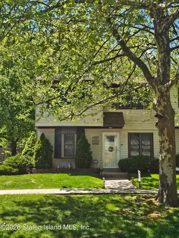 131 Huguenot Avenue, Staten Island, NY 10312