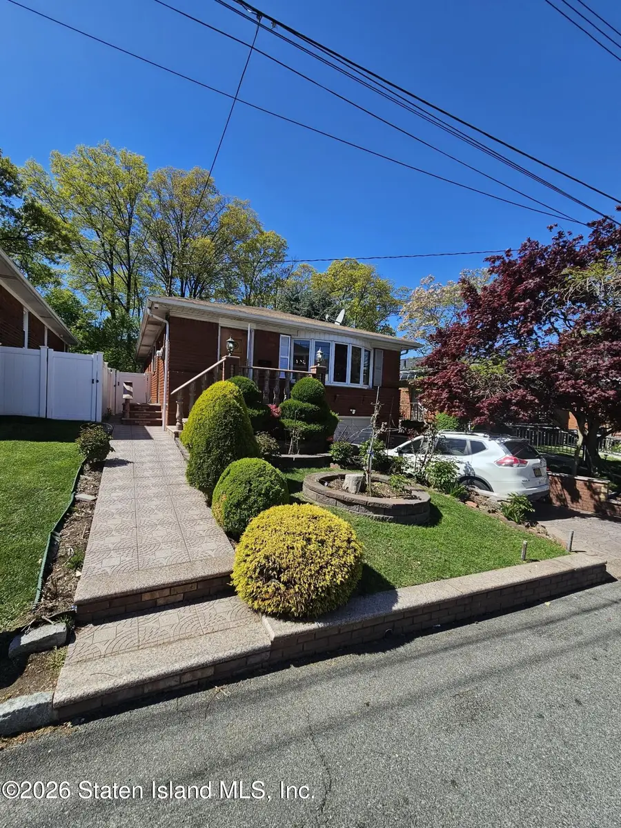 572 Mosel Avenue, Staten Island, NY 10304 - #2