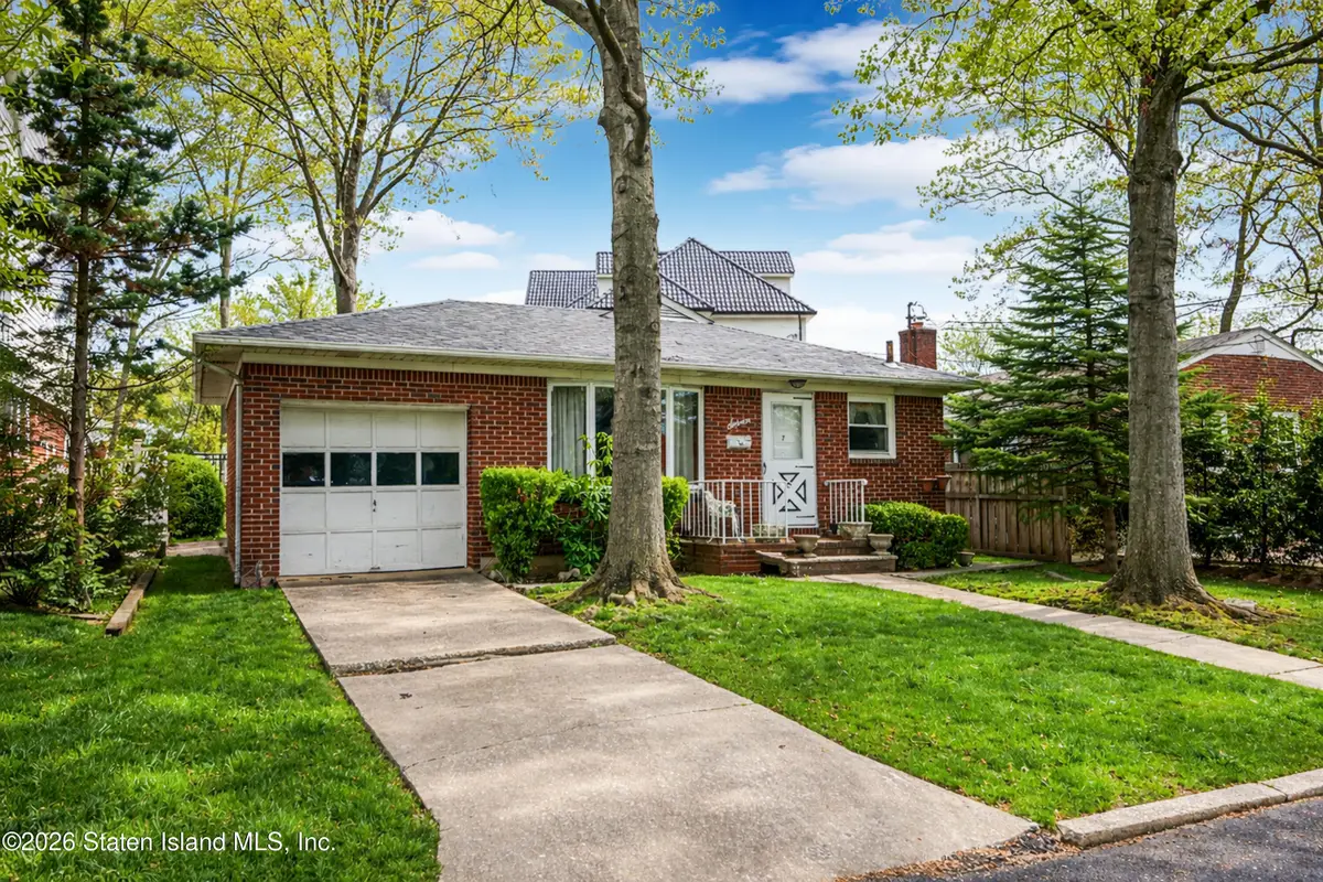 7 Rochelle Street, Staten Island, NY 10304 - #1