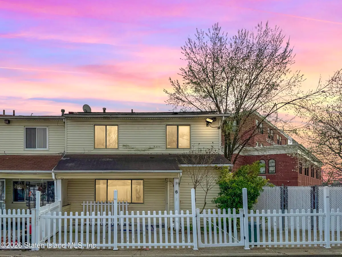 6 Greentree Lane, Staten Island, NY 10314 - #1