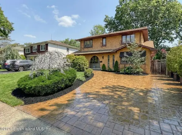 3569 Richmond Road, Staten Island, NY 10306