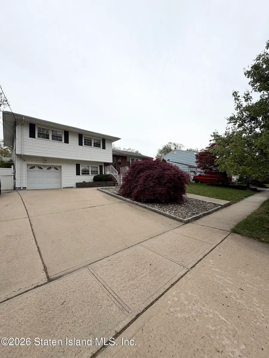 158 Grandview Avenue, Edison, NJ 08837 - #2