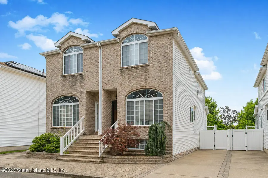 6771 Hylan Boulevard, Staten Island, NY 10309 - #3