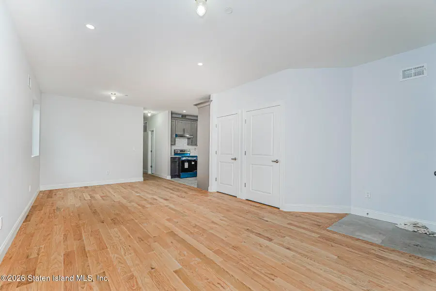 24 Hope Avenue, Staten Island, NY 10305 - #3
