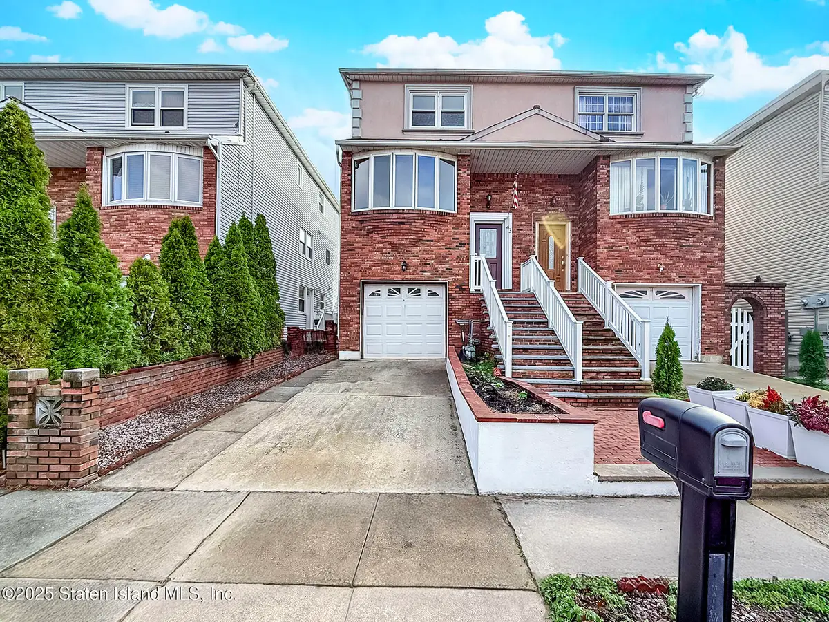 43 Cherrywood Court, Staten Island, NY 10308 - #1