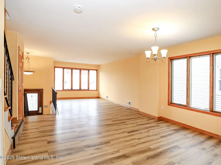 43 Cherrywood Court, Staten Island, NY 10308 - #3