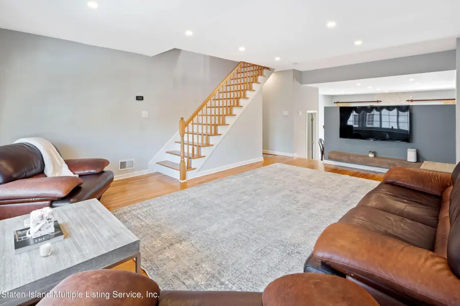52 Cranberry Court, Staten Island, NY 10309 - #3