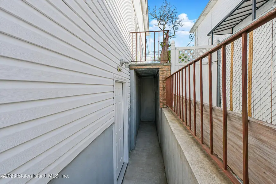 15 Scott Avenue, Staten Island, NY 10305 - #2