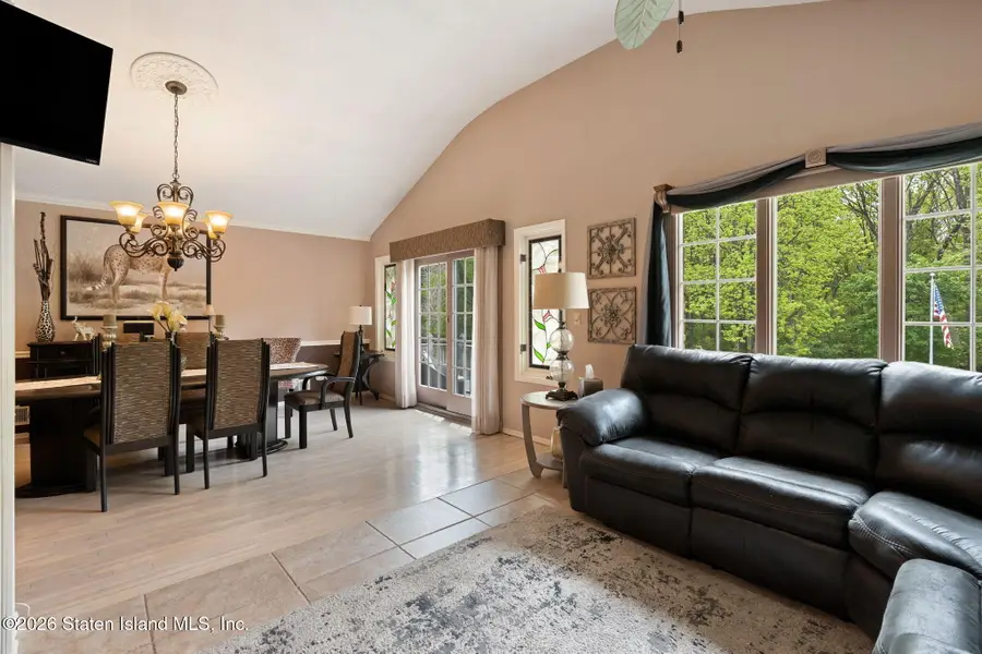 941 Ramona Avenue, Staten Island, NY 10309 - #2