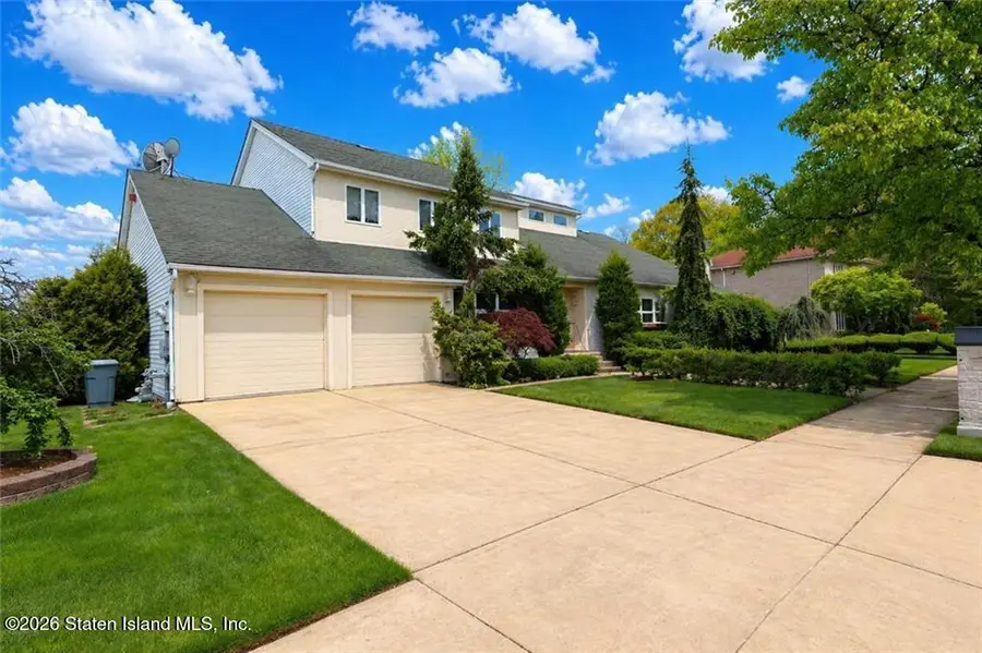 16 Gilroy Street, Staten Island, NY 10309 - #2