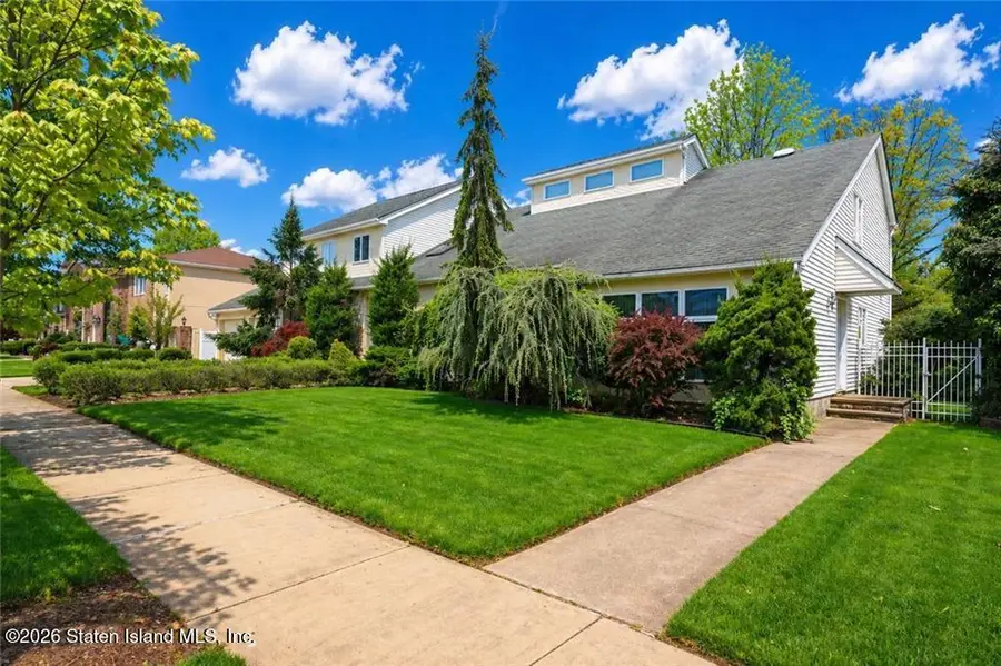 16 Gilroy Street, Staten Island, NY 10309 - #3