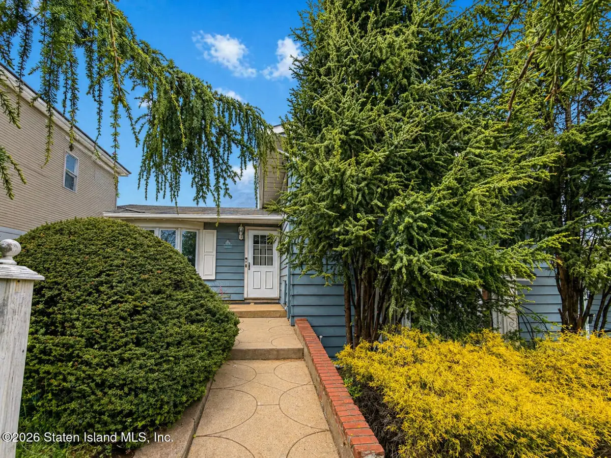 229 Saint Johns Avenue, Staten Island, NY 10305 - #1