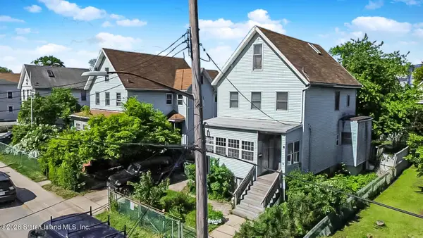 50 Morningstar Road, Staten Island, NY 10303