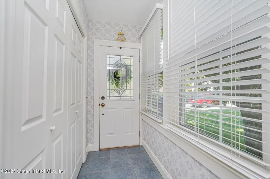 25 Terrace Avenue, Staten Island, NY 10309 - #2