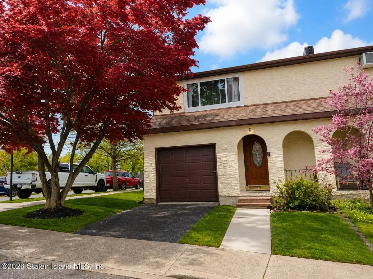 4 Behan Court, Staten Island, NY 10306 - #1