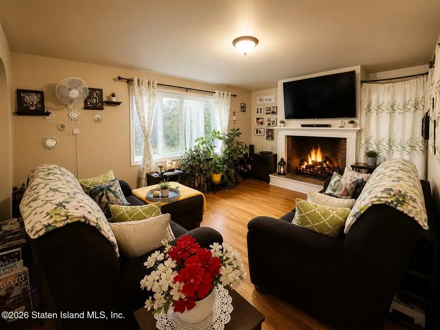 4 Behan Court, Staten Island, NY 10306 - #2