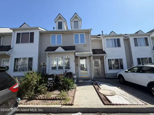 35 Hirsch Lane, Staten Island, NY 10314